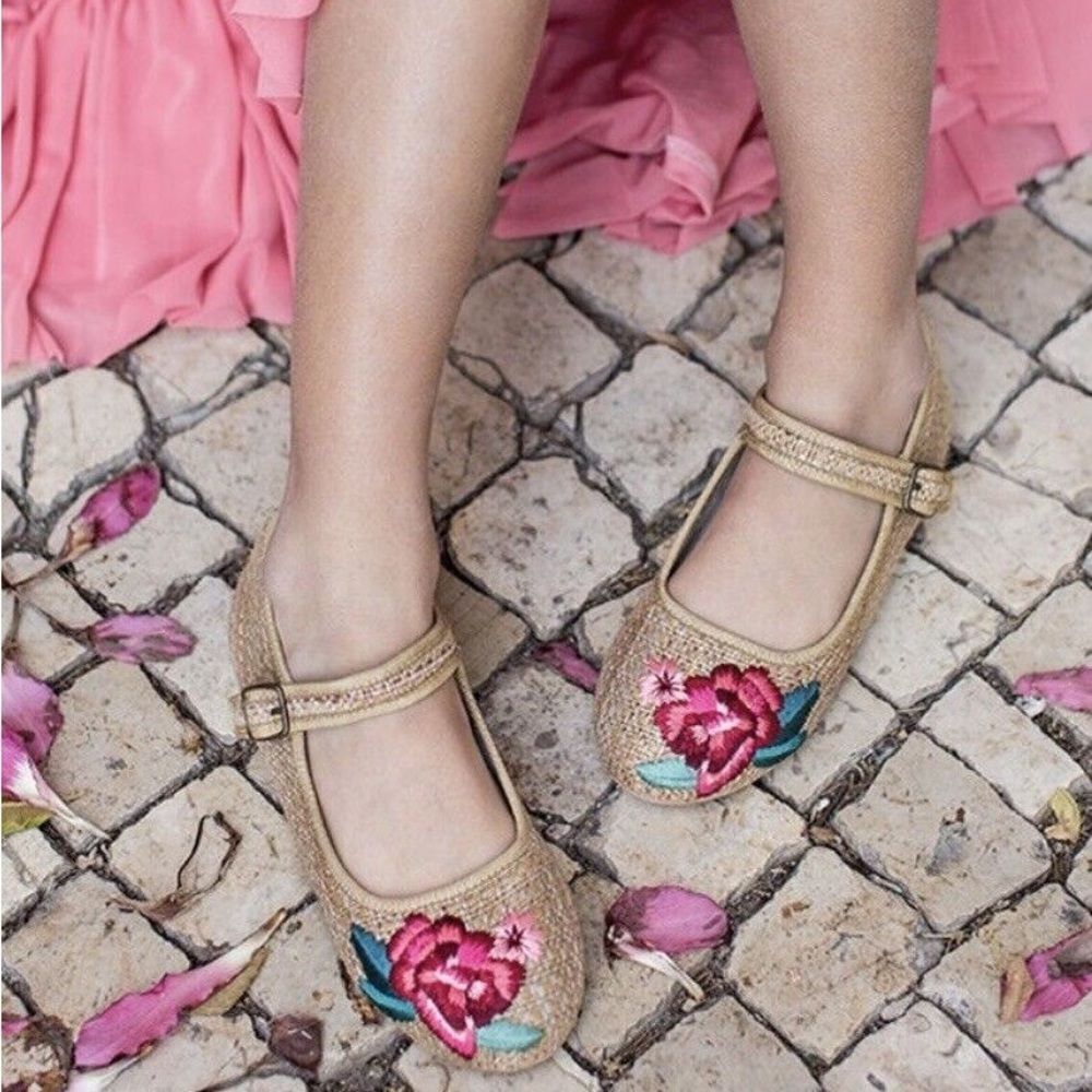 Joyfolie Tan Dress Shoes with Floral Embroidery